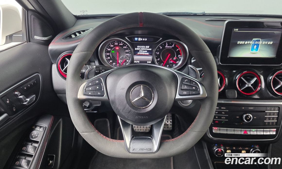 Mercedes-Benz GLA-Class X156 фото 13