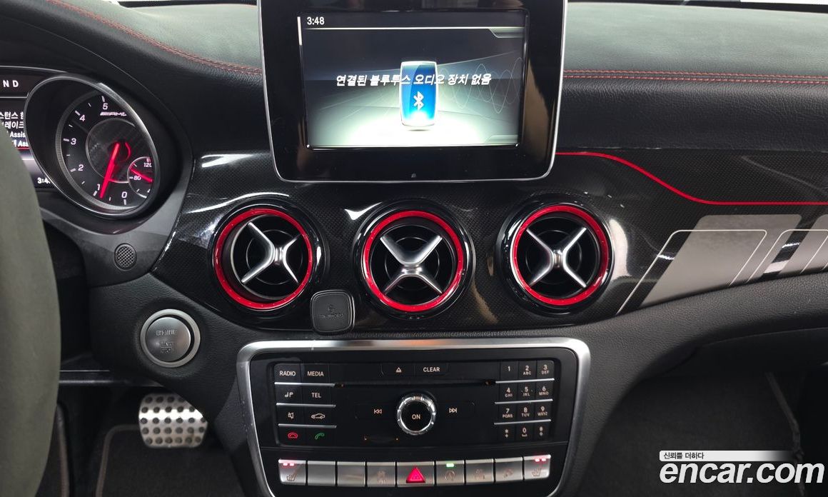 Mercedes-Benz GLA-Class X156 фото 14