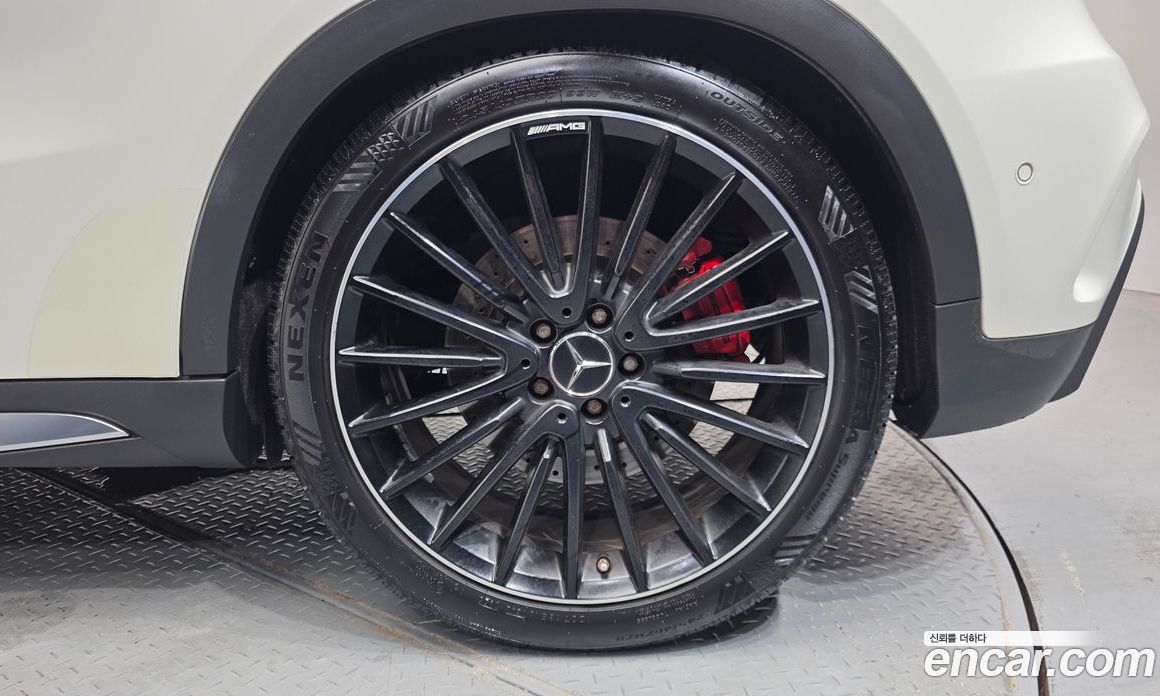 Mercedes-Benz GLA-Class X156 фото 21