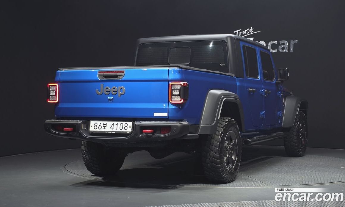 Jeep Gladiator (JT) фото 2