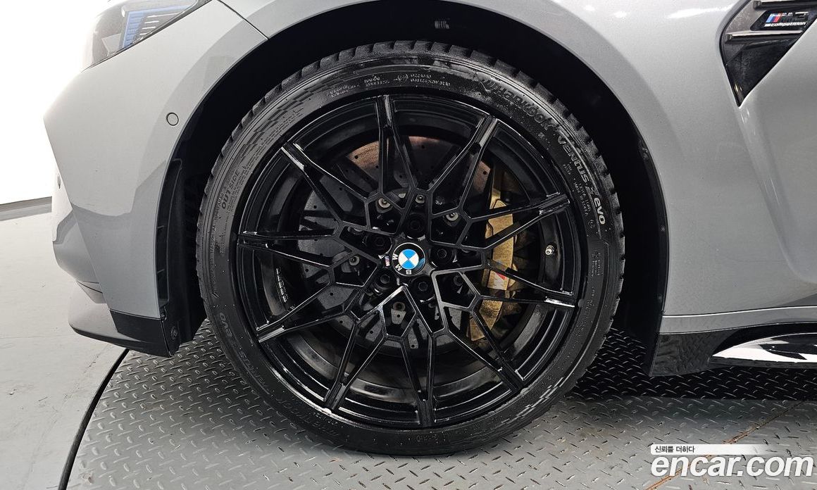 BMW M3 (G80) фото 5