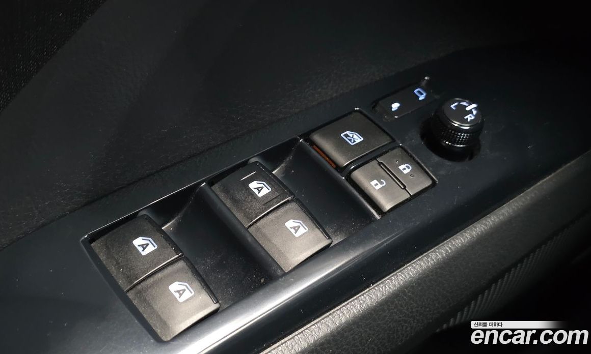 Toyota Camry (XV70) фото 29