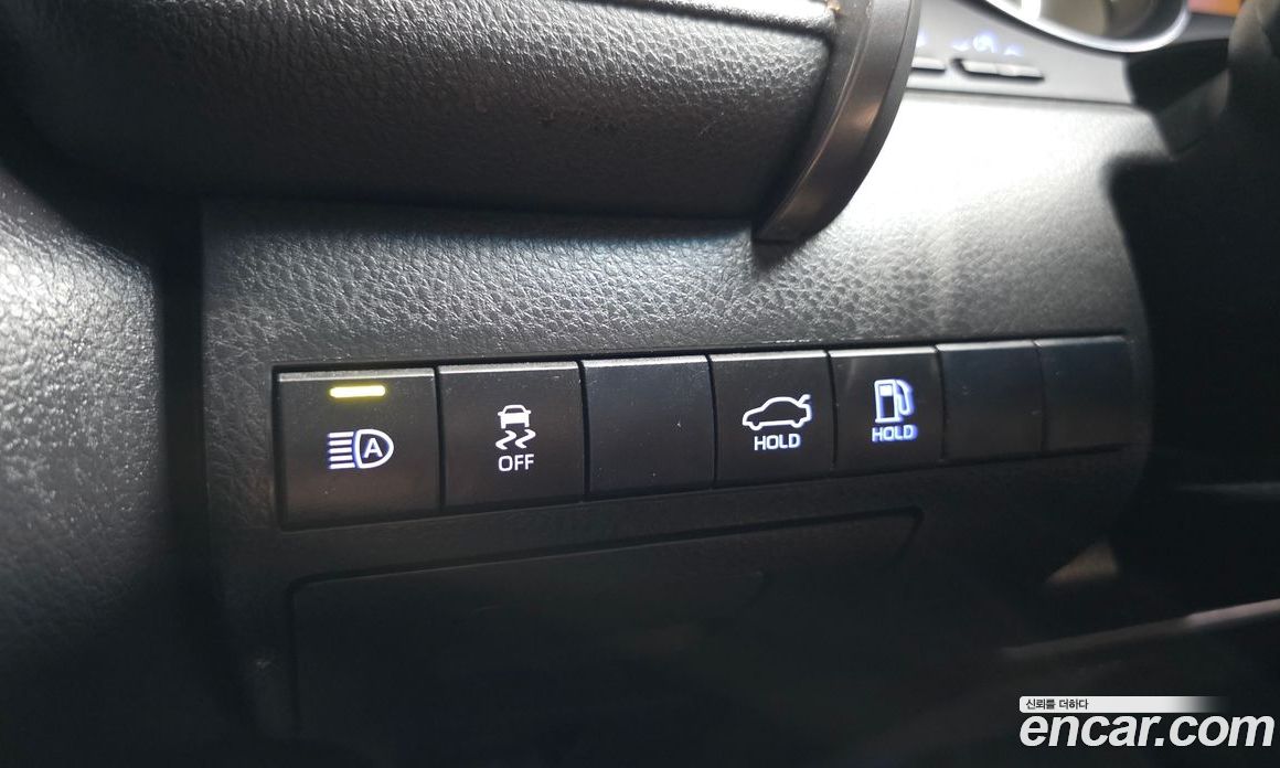 Toyota Camry (XV70) фото 31