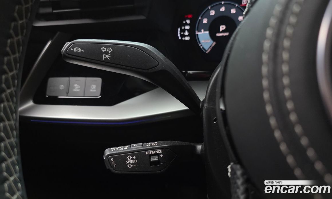 Audi A3 (8Y) фото 18