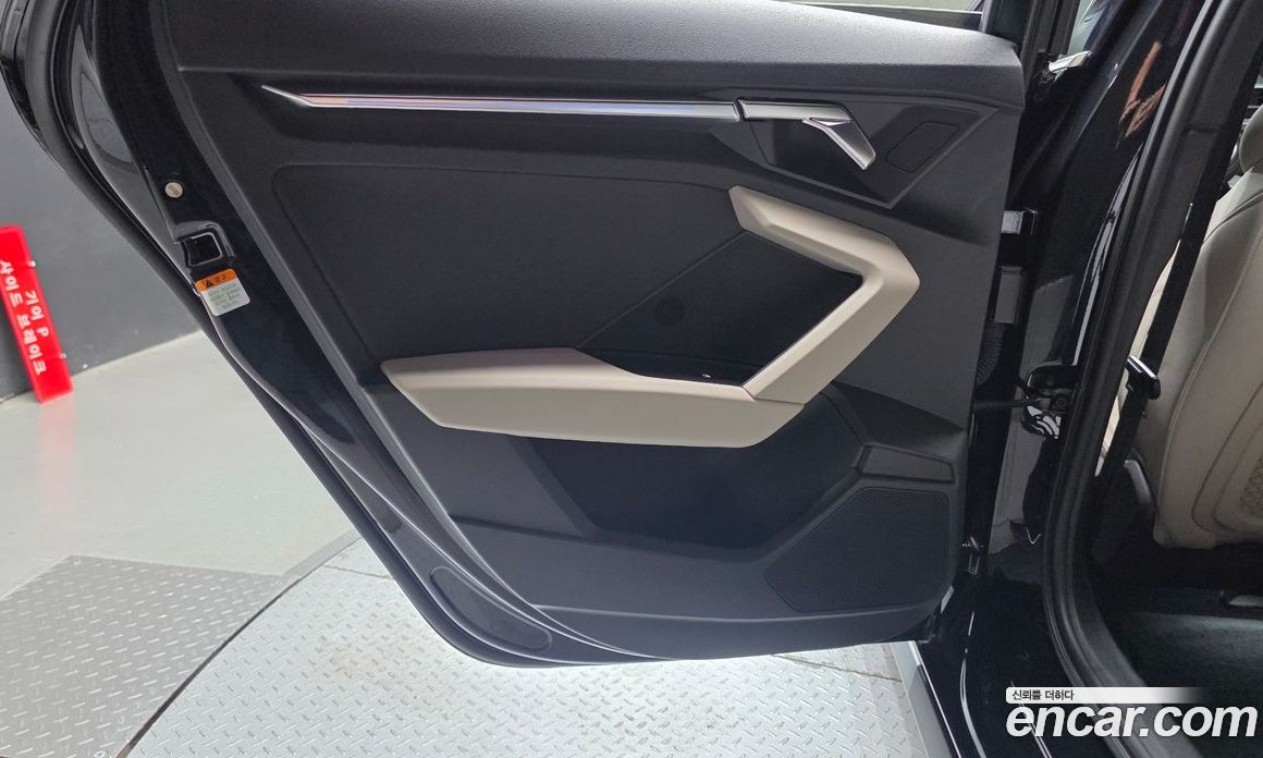 Audi A3 (8Y) фото 25