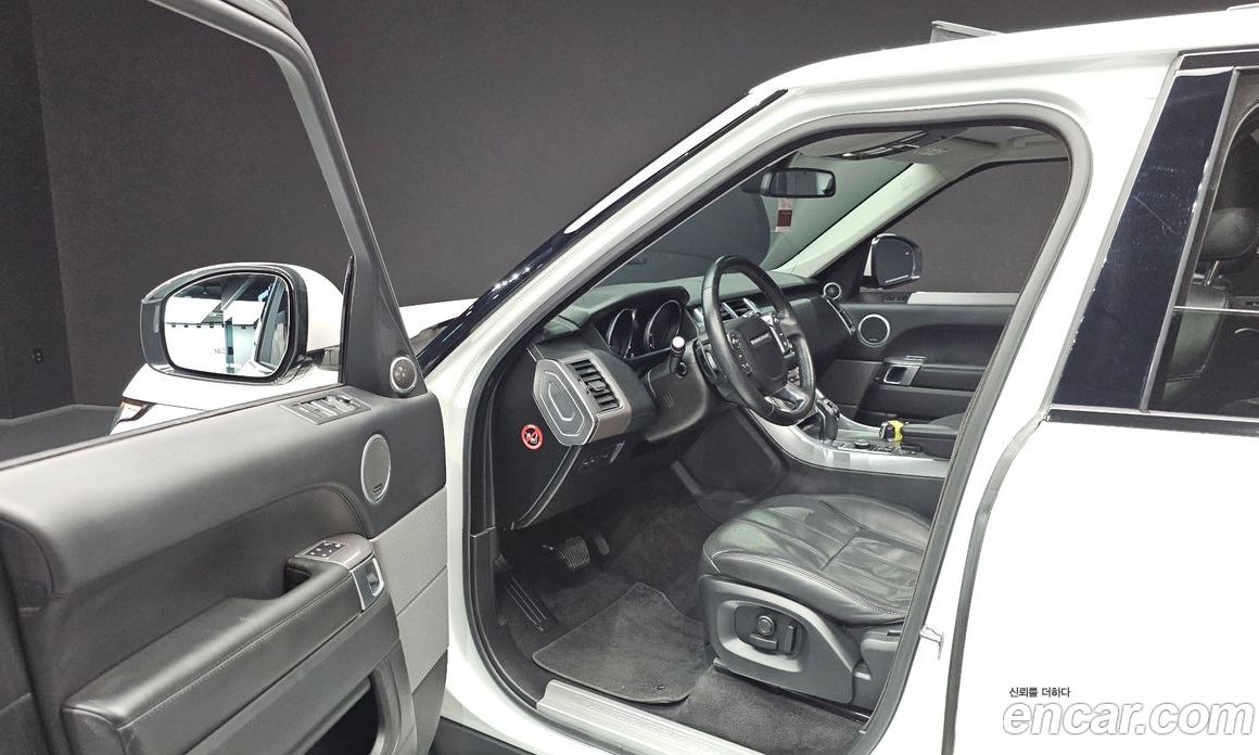 Land Rover Range Rover Sport 2nd Gen фото 9