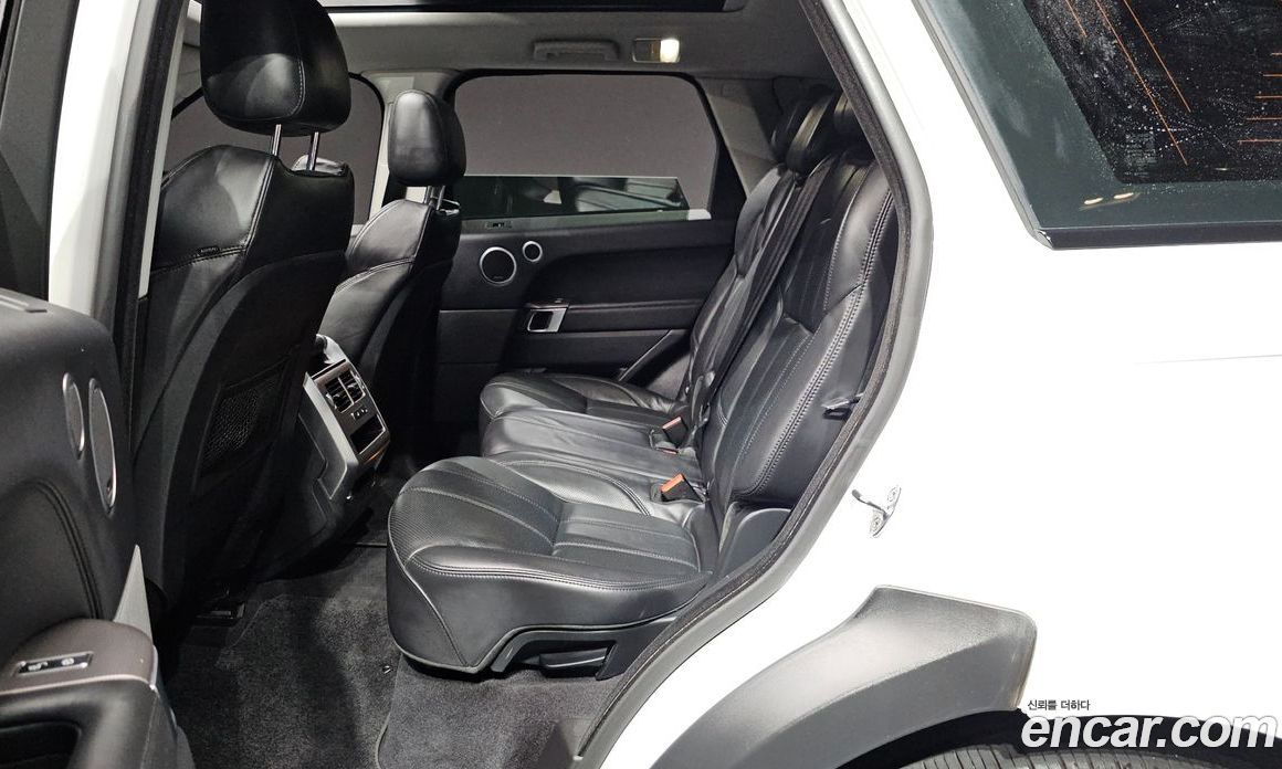 Land Rover Range Rover Sport 2nd Gen фото 26