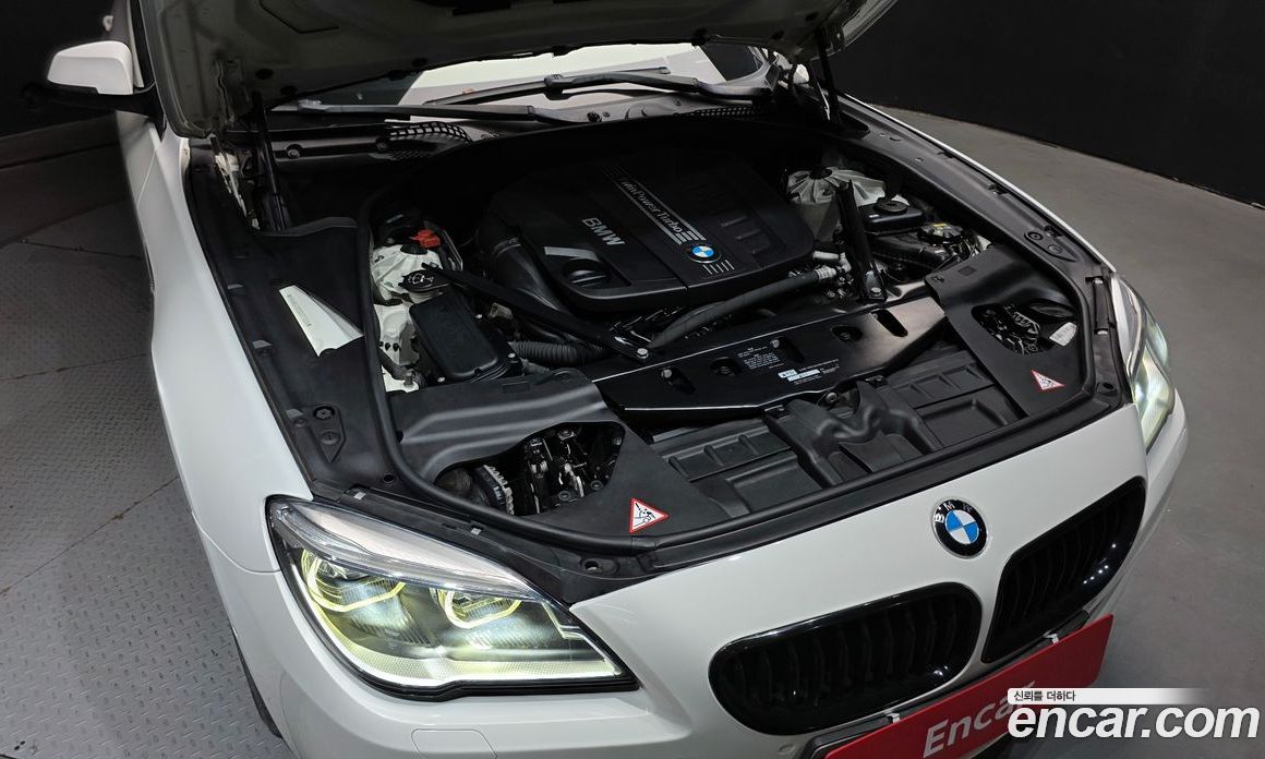 BMW 6-Series (F12) фото 6