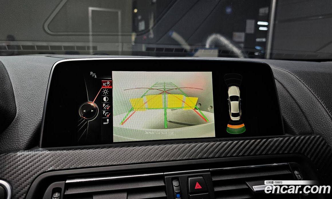BMW 6-Series (F12) фото 15