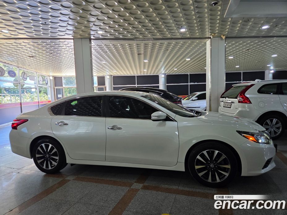 Nissan Altima (L33) 5th Gen фото 18