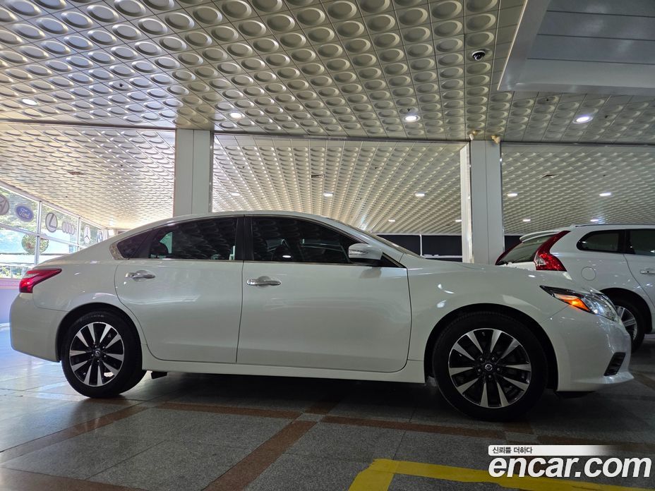 Nissan Altima (L33) 5th Gen фото 20