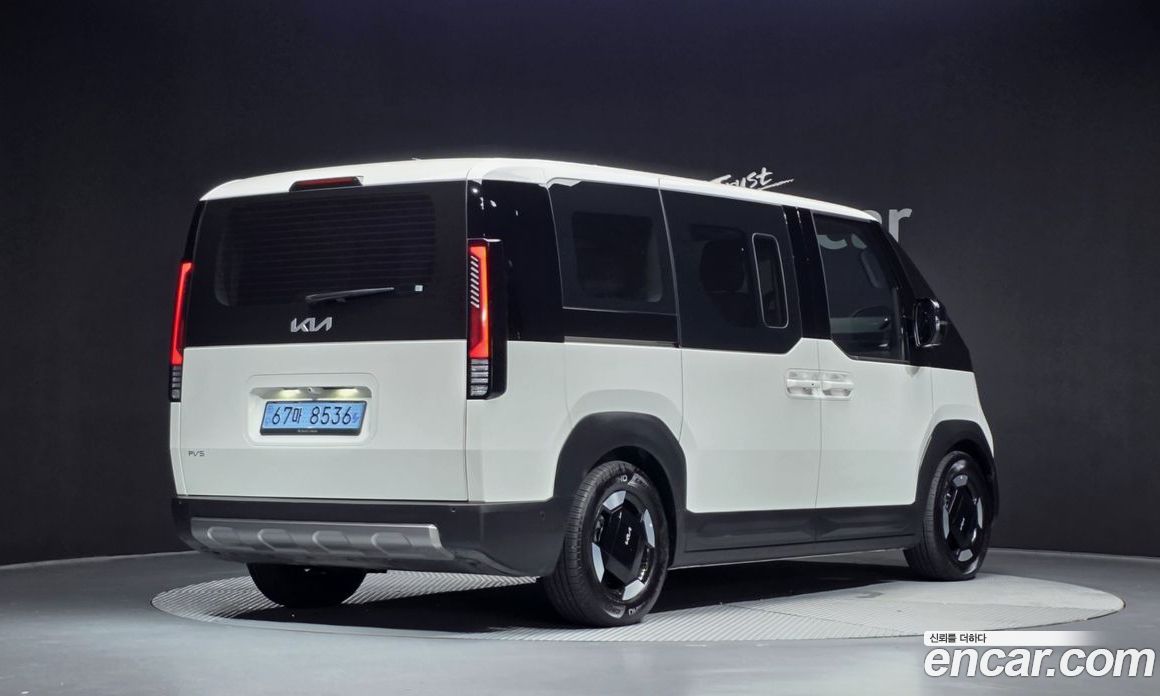 Kia PV5 фото 2