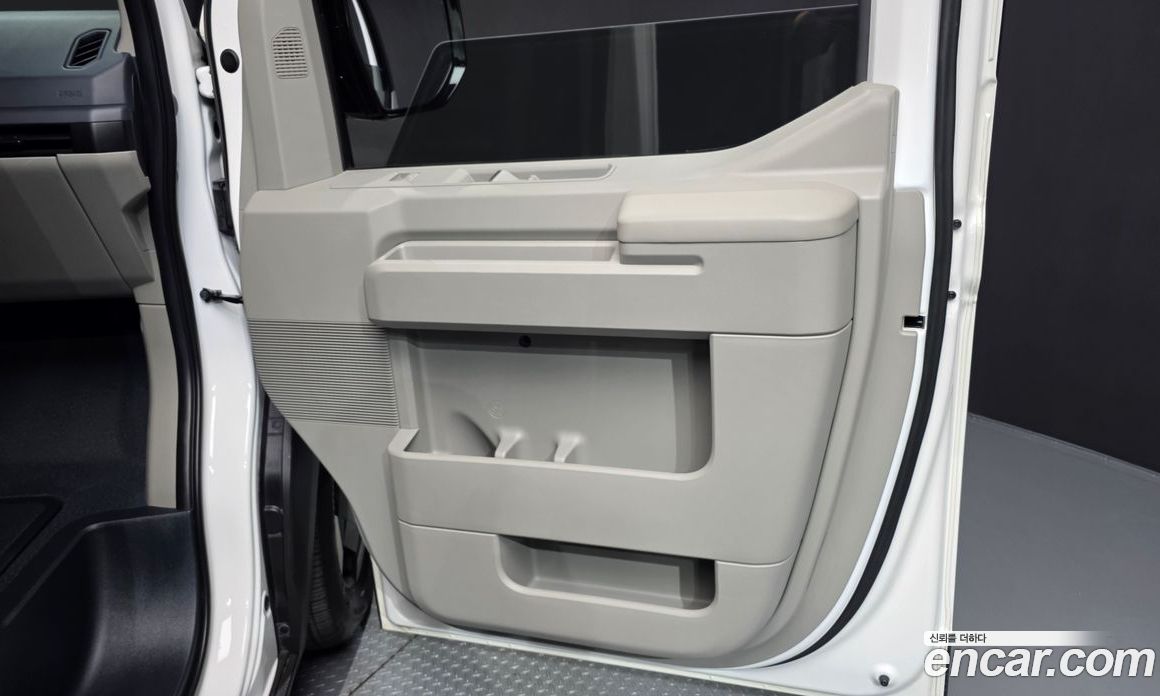 Kia PV5 фото 25