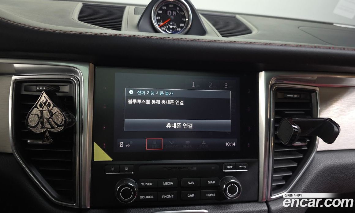 Porsche Macan фото 16