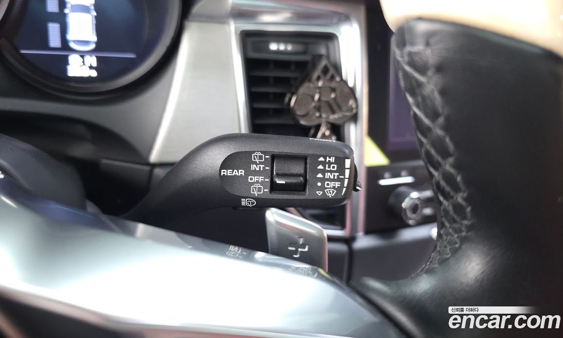 Porsche Macan фото 29