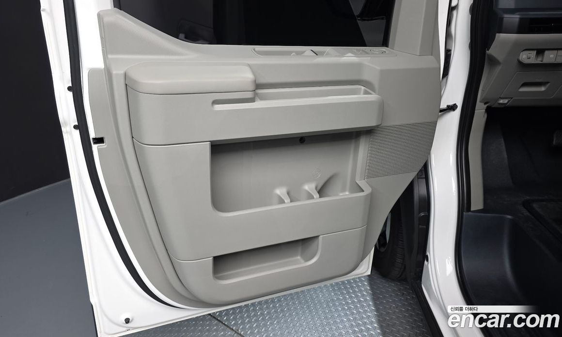 Kia PV5 фото 24