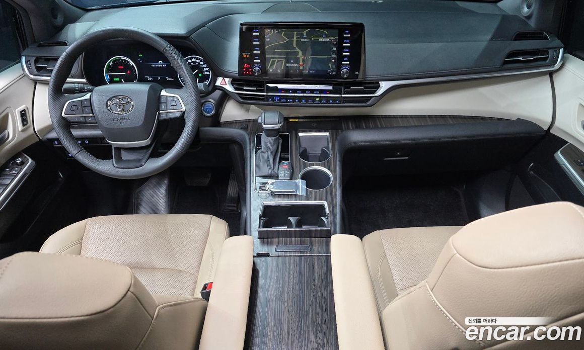 Toyota Sienna 4th Gen фото 7