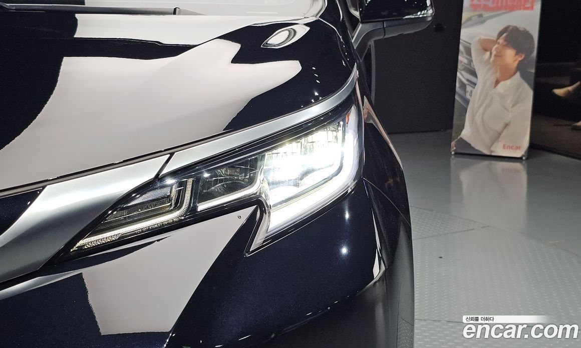 Toyota Sienna 4th Gen фото 22