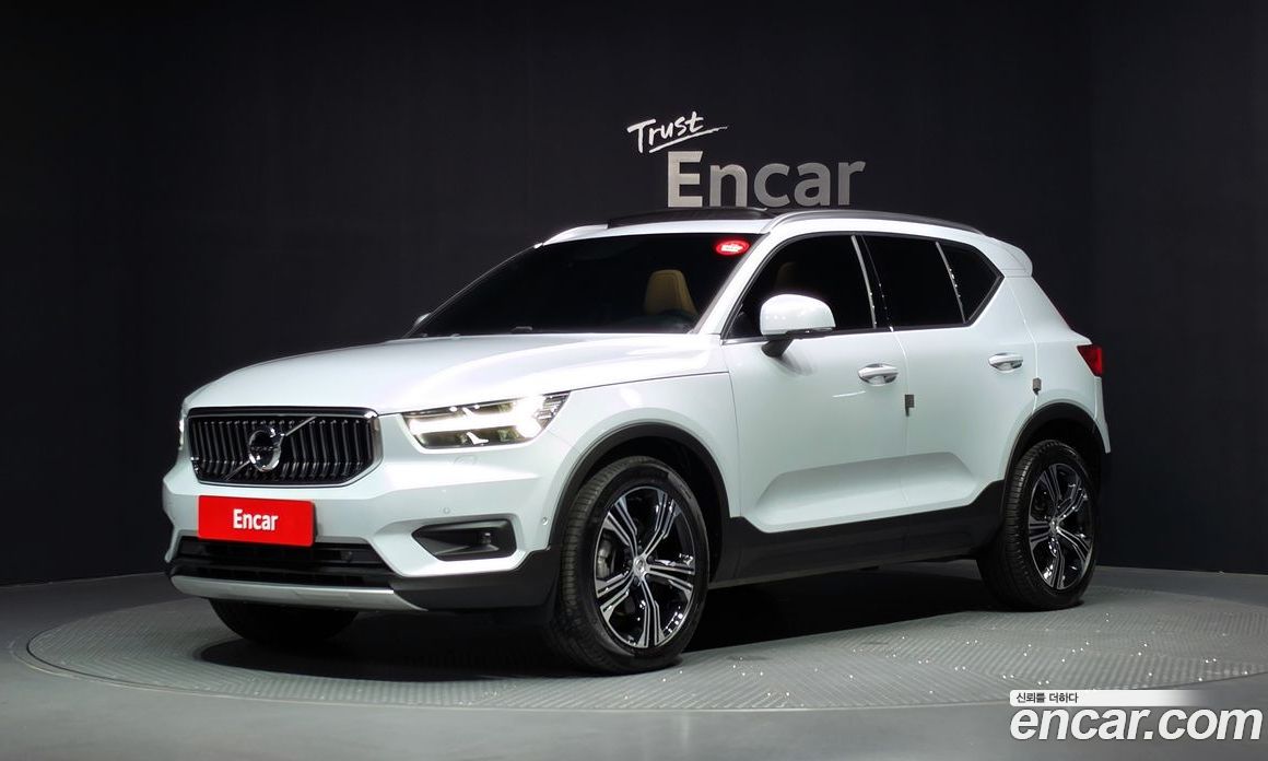 Volvo XC40