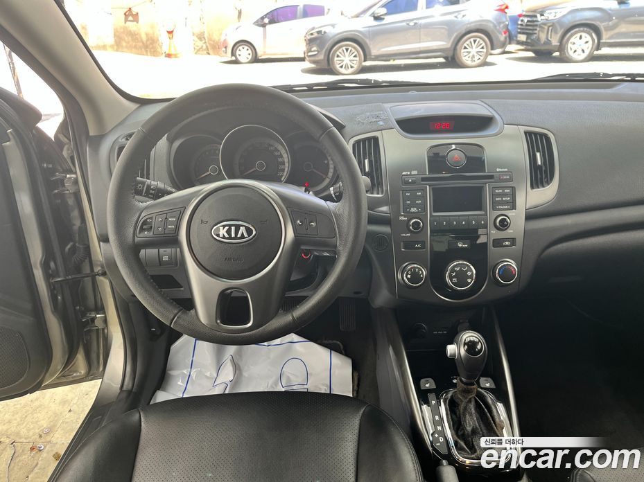 Kia Forte фото 11