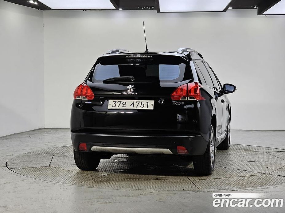 Peugeot 2008 1st Gen фото 3