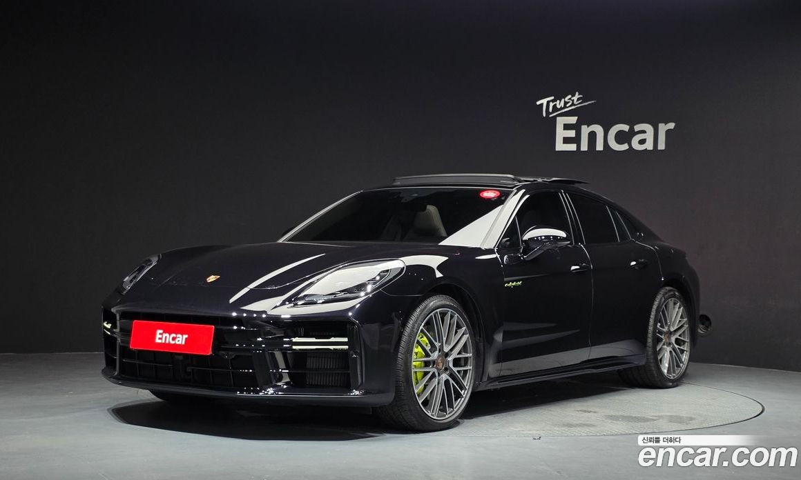 Porsche Panamera (976)