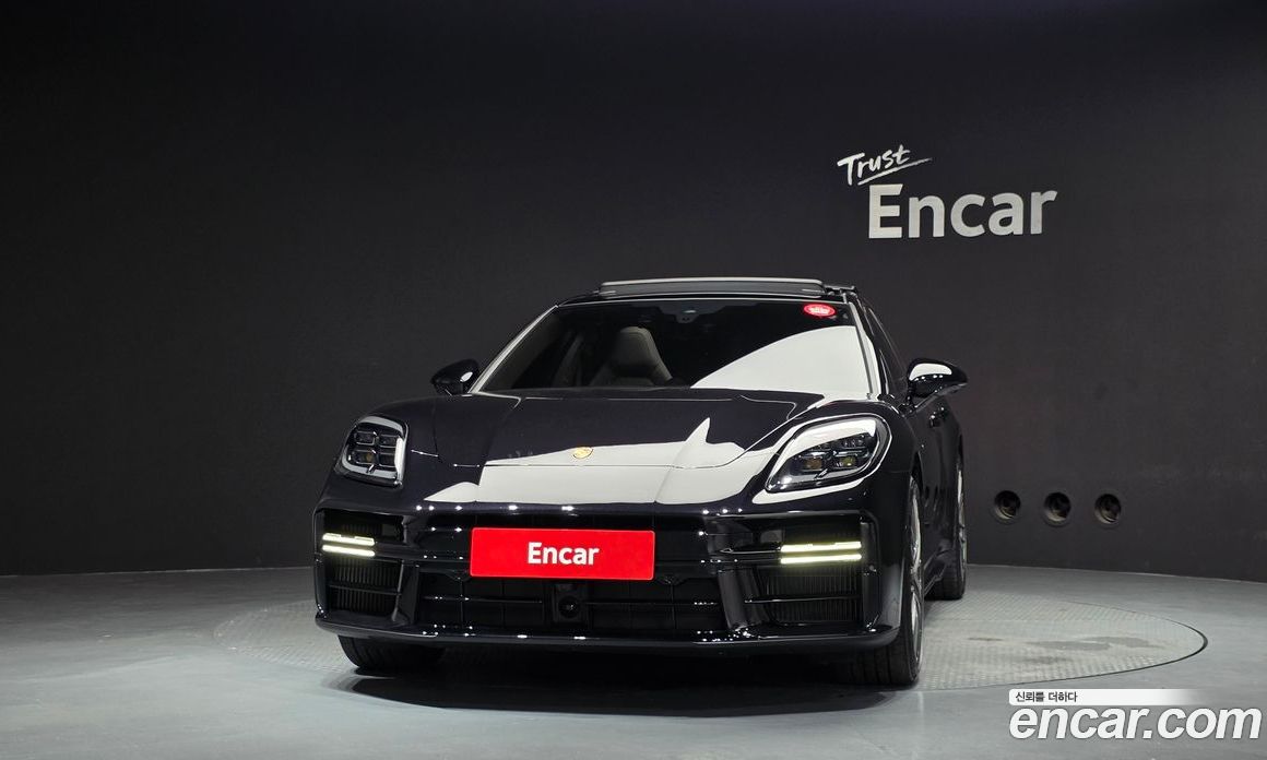 Porsche Panamera (976) фото 3