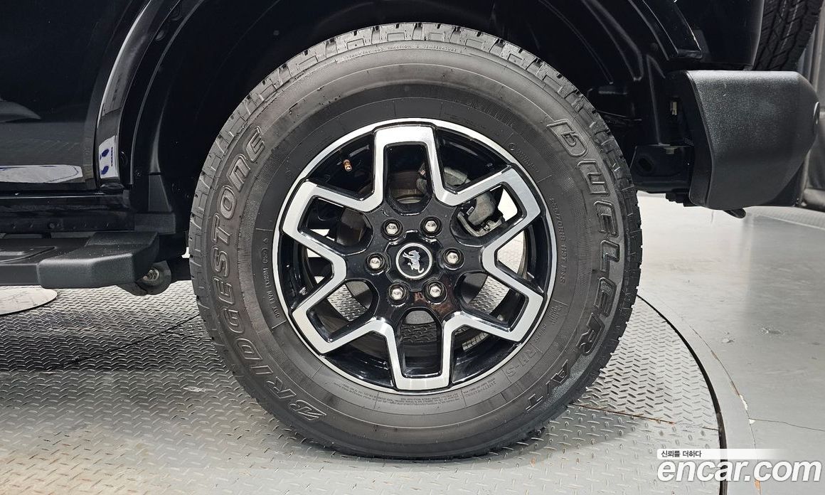 Ford Bronco 6th Gen фото 21