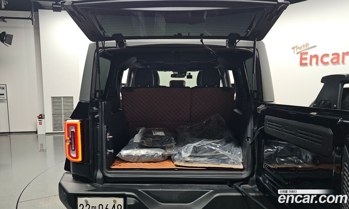 Ford Bronco 6th Gen фото 31