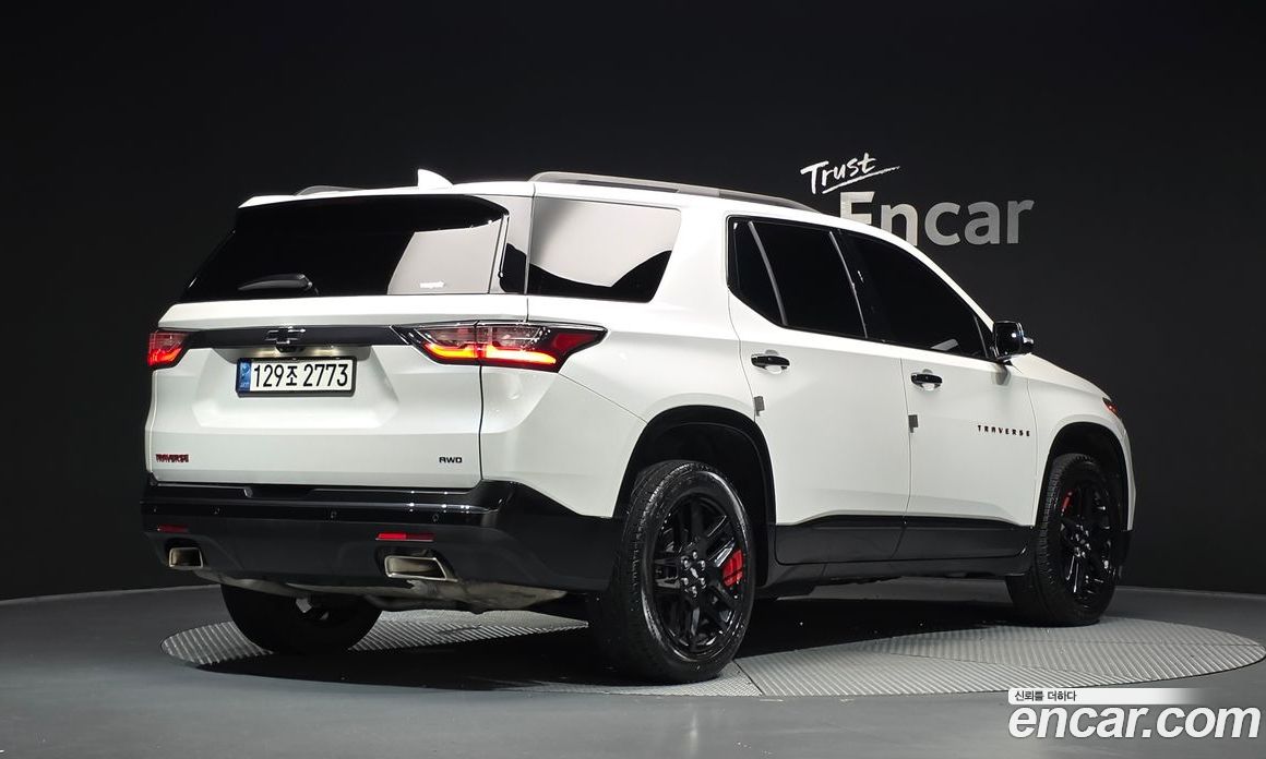 Chevrolet (GM Daewoo) Traverse фото 2