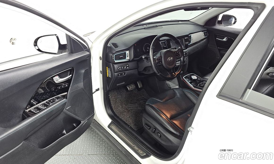 Kia Niro EV фото 11