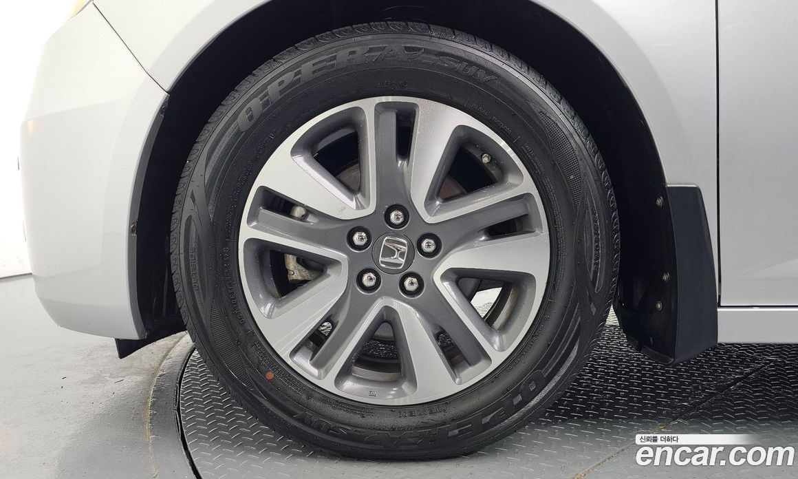 Honda Odyssey фото 5