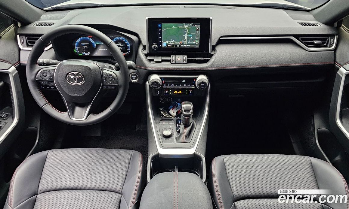 Toyota RAV4 5th Gen фото 7