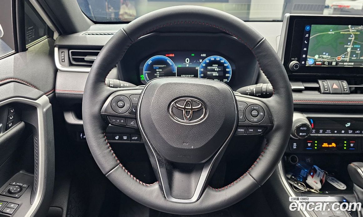 Toyota RAV4 5th Gen фото 13