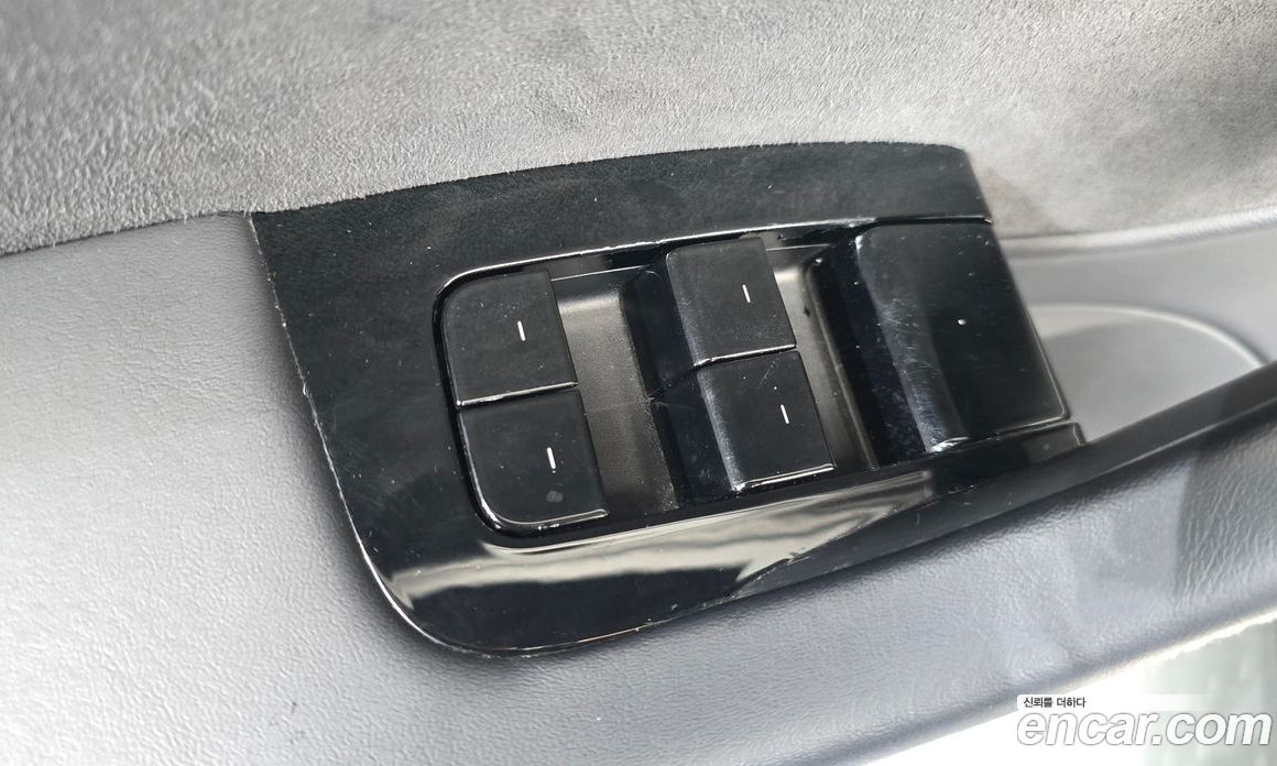 Tesla Model 3 фото 27