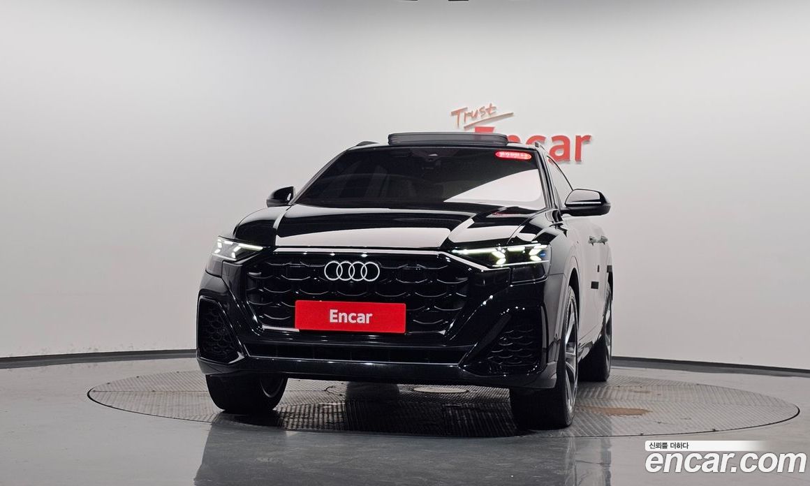 Audi Q8 (4M) фото 2