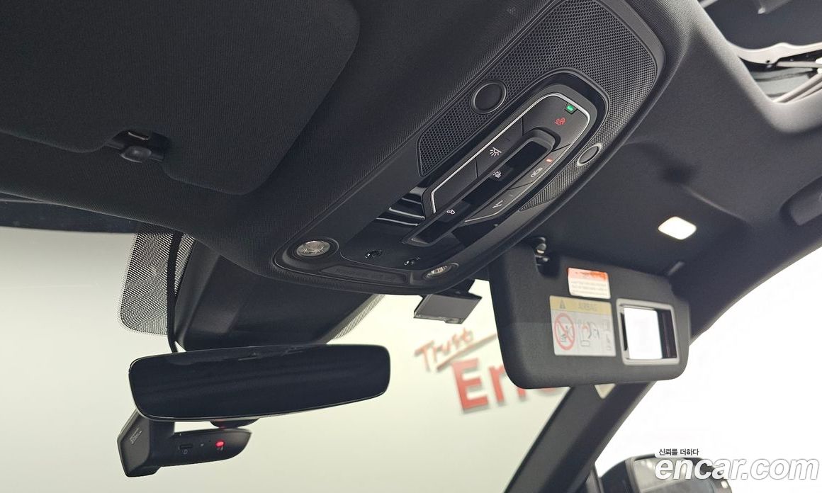Audi Q8 (4M) фото 35