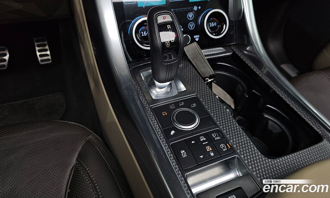 Land Rover Range Rover Sport 2nd Gen фото 9