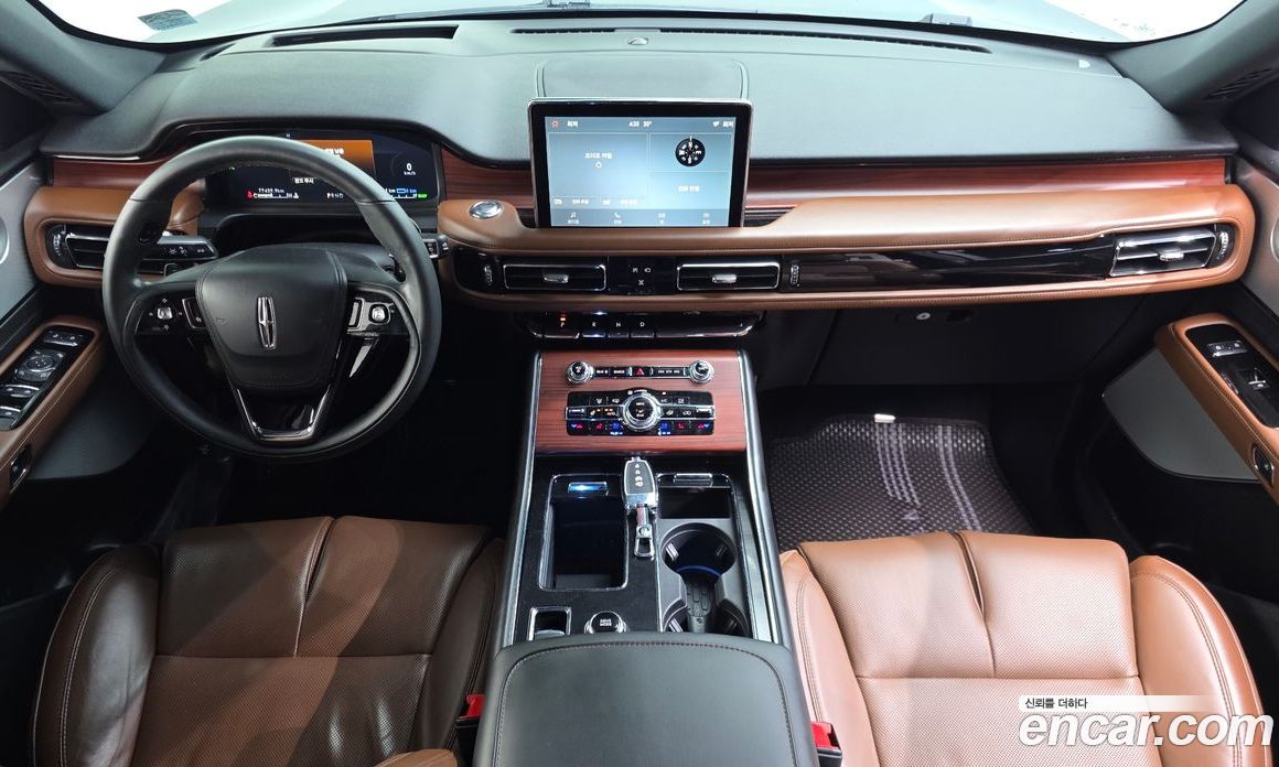 Lincoln Aviator 2nd Gen фото 7