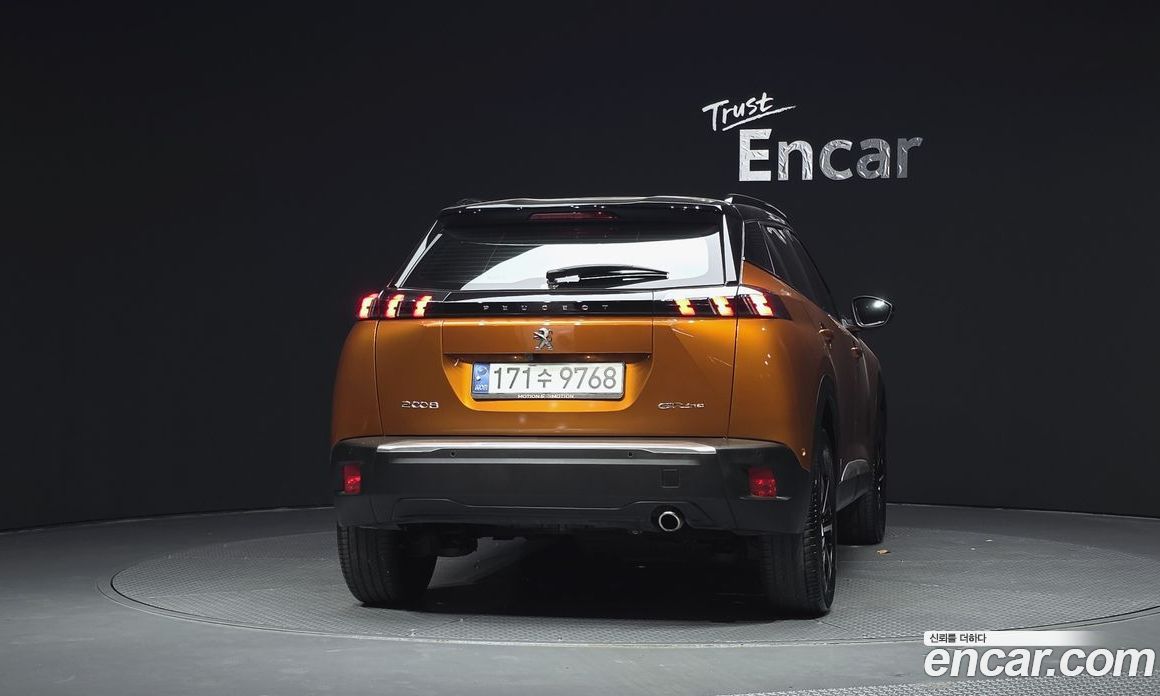 Peugeot 2008 2nd Gen фото 4