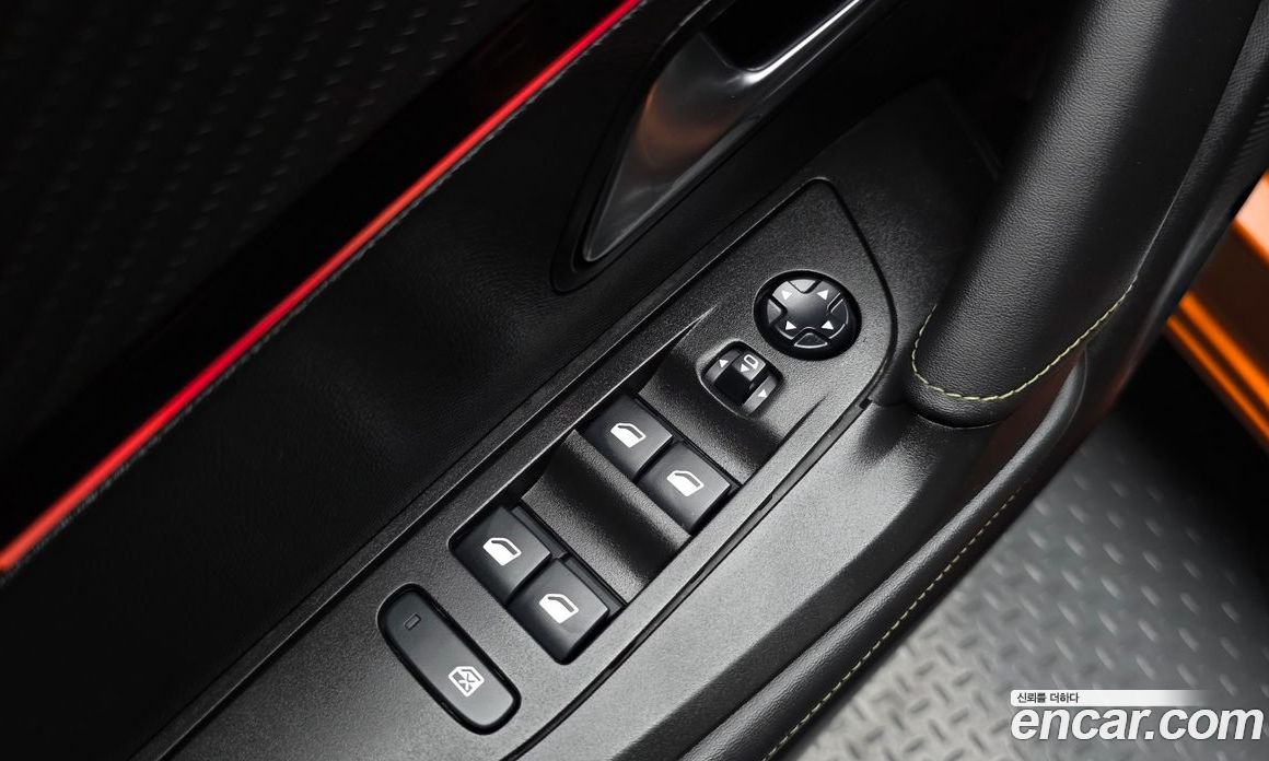 Peugeot 2008 2nd Gen фото 31