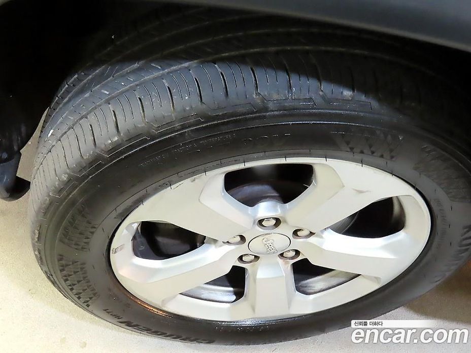 Jeep Compass 2nd Gen фото 20