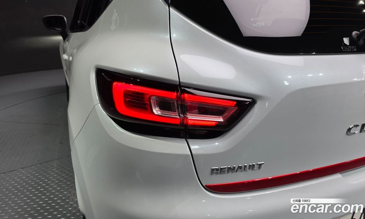 Renault Korea (Samsung) Clio фото 23