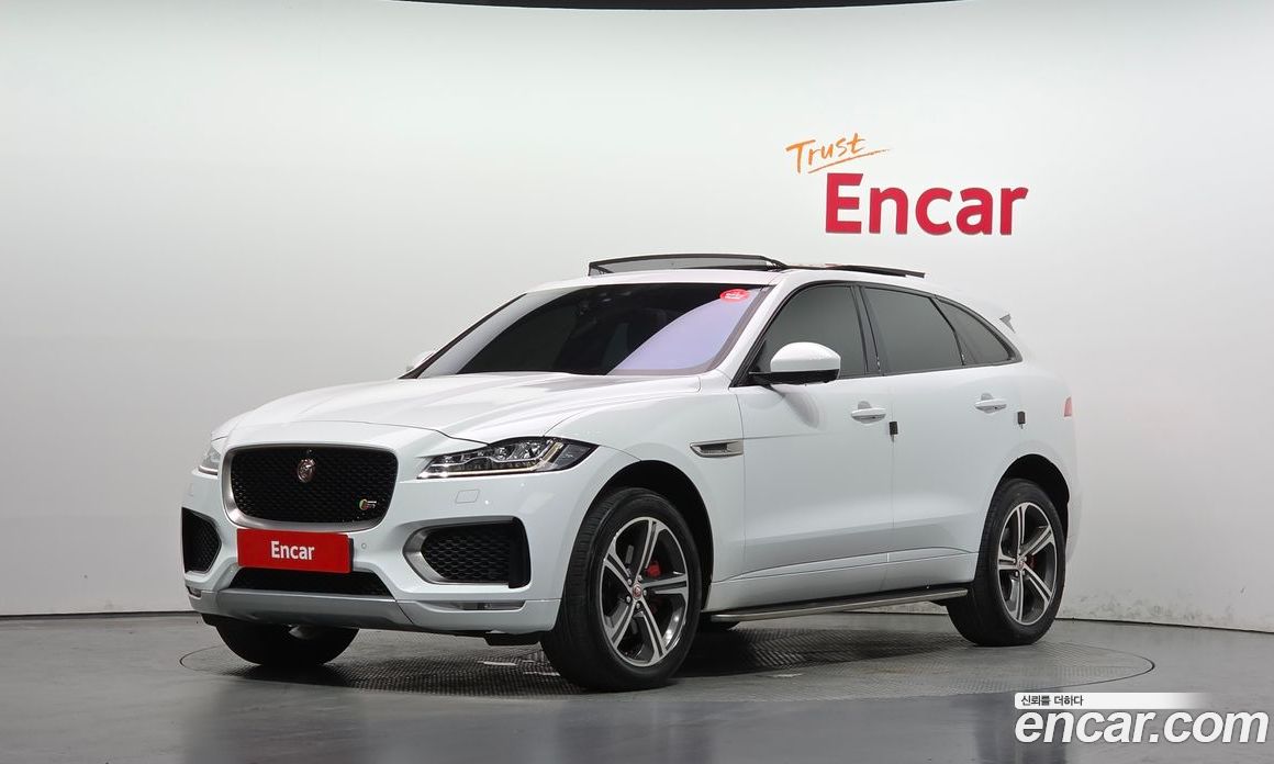 Jaguar F-PACE