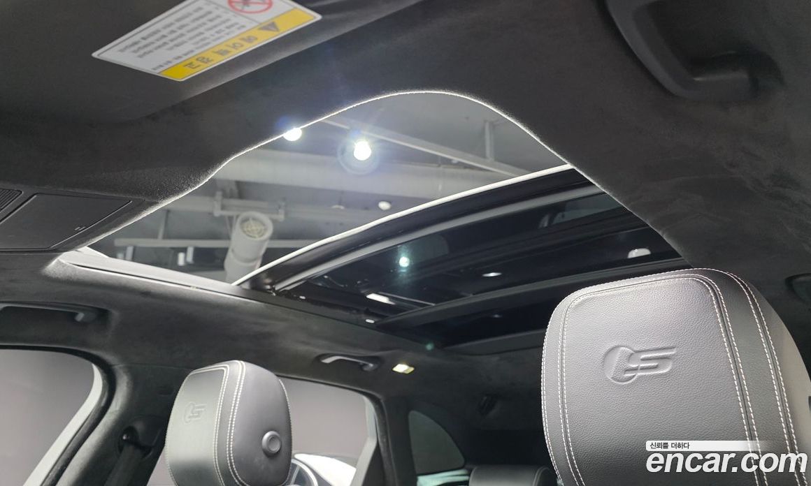 Jaguar F-PACE фото 16