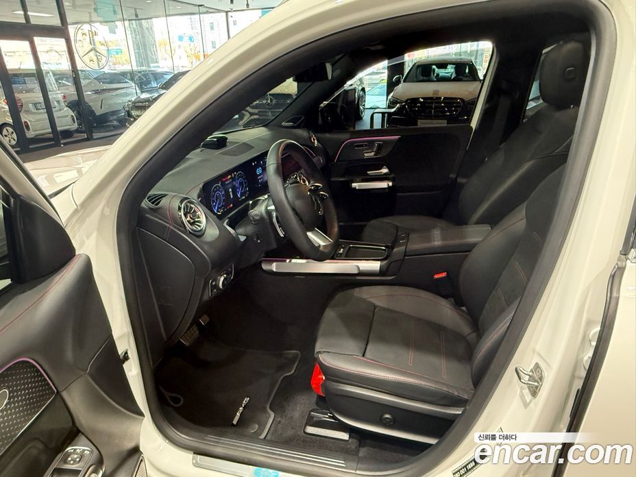 Mercedes-Benz EQB X243 фото 10