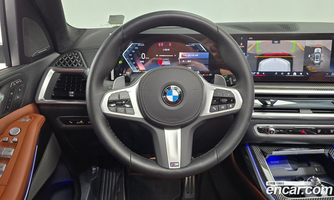 BMW X7 (G07) фото 12