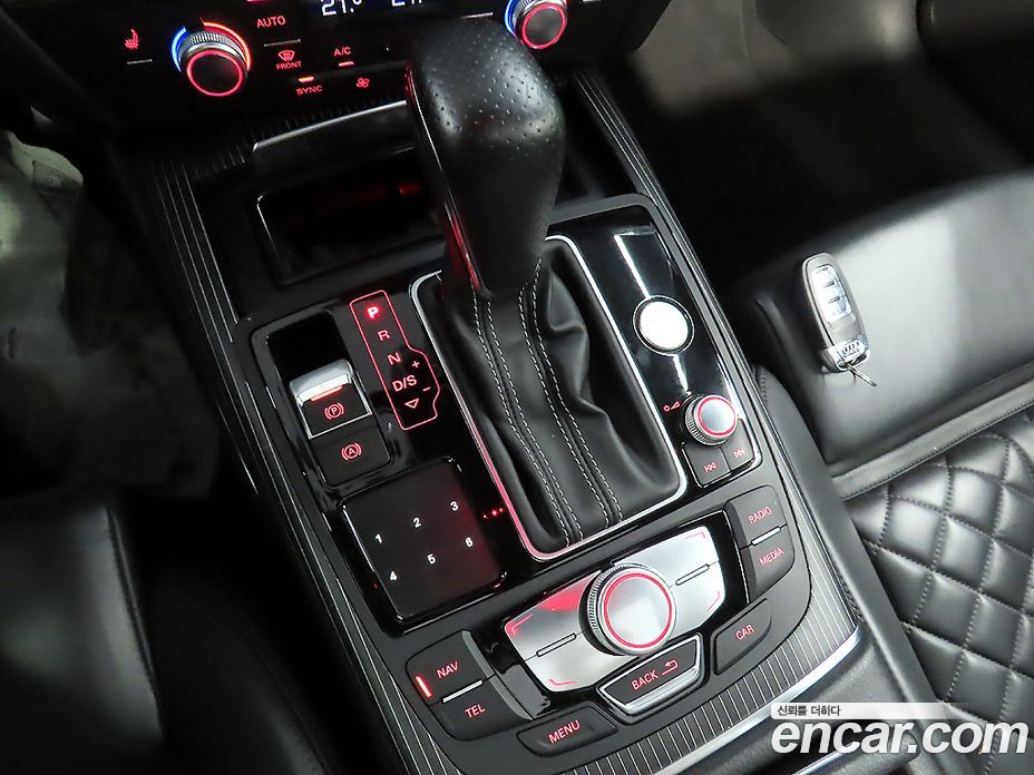 Audi A7 фото 9
