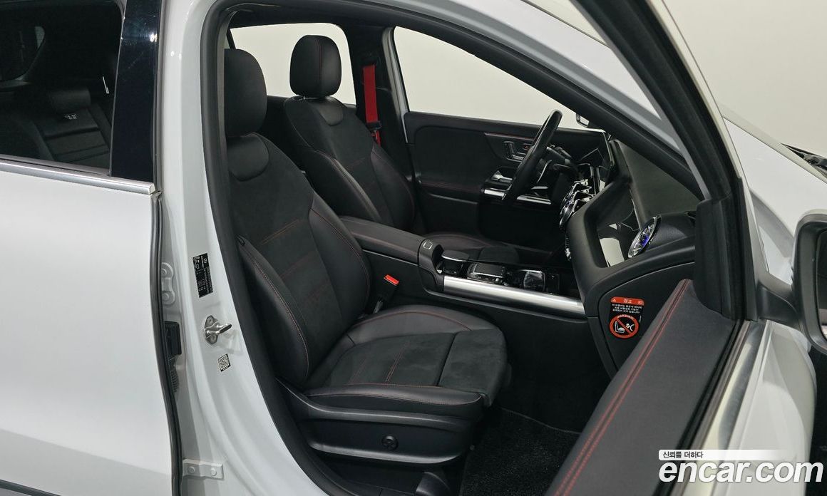 Mercedes-Benz GLA-Class H247 фото 26