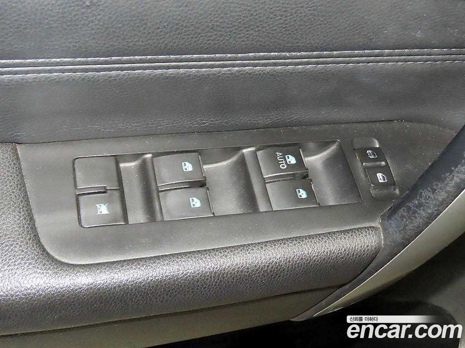 Chevrolet (GM Daewoo) Captiva фото 14